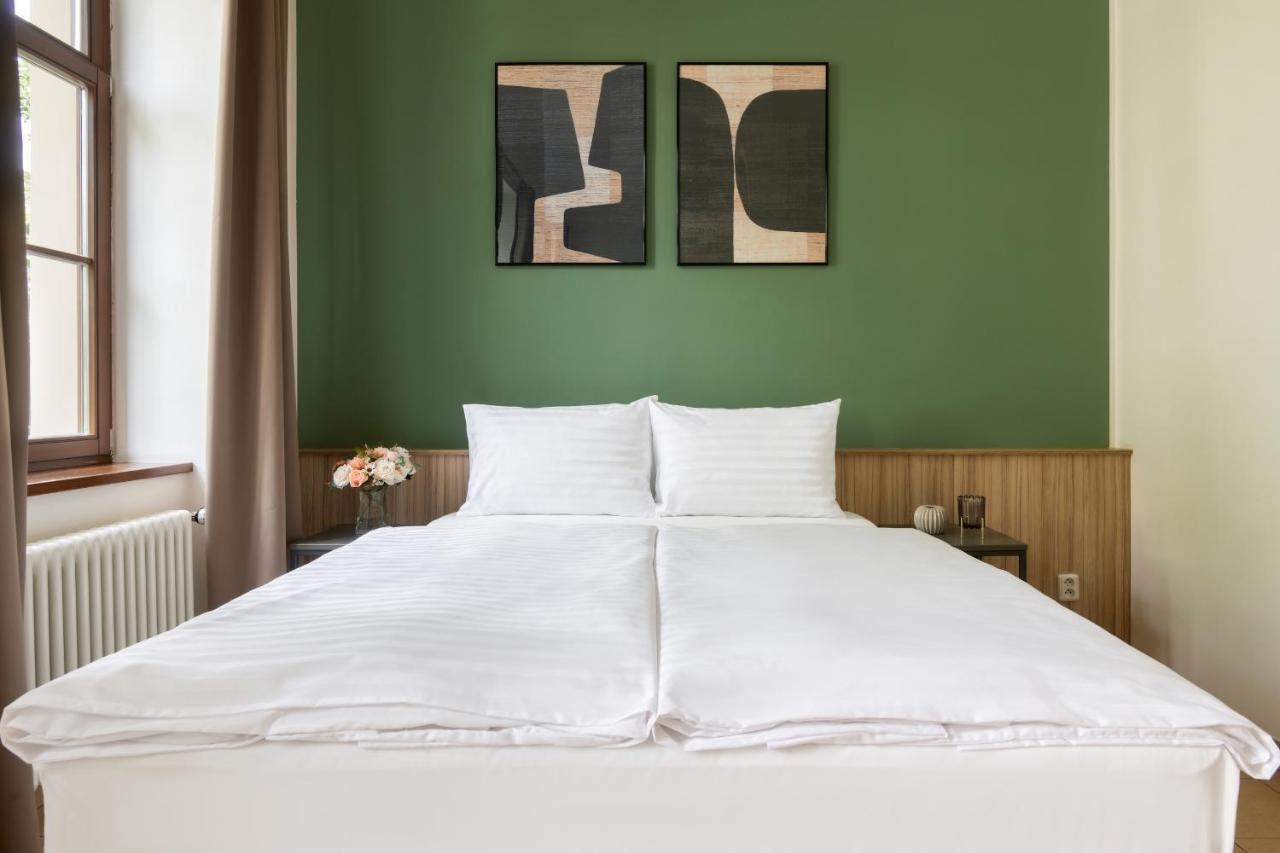Bohemian Dreams Apartments And Suites By Dwellfort Praga Exterior foto