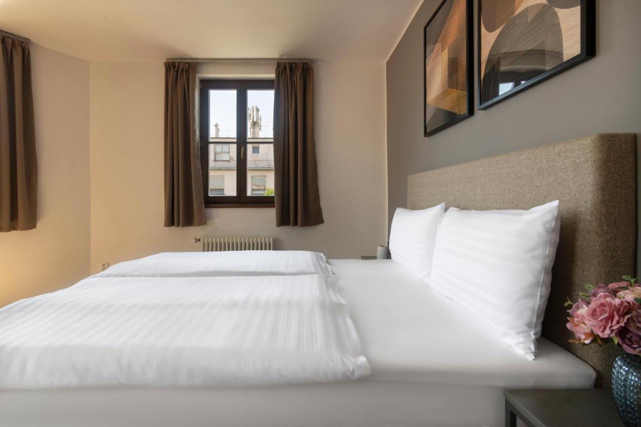 Bohemian Dreams Apartments And Suites By Dwellfort Praga Exterior foto