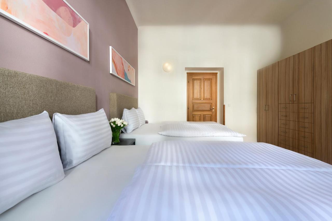 Bohemian Dreams Apartments And Suites By Dwellfort Praga Exterior foto