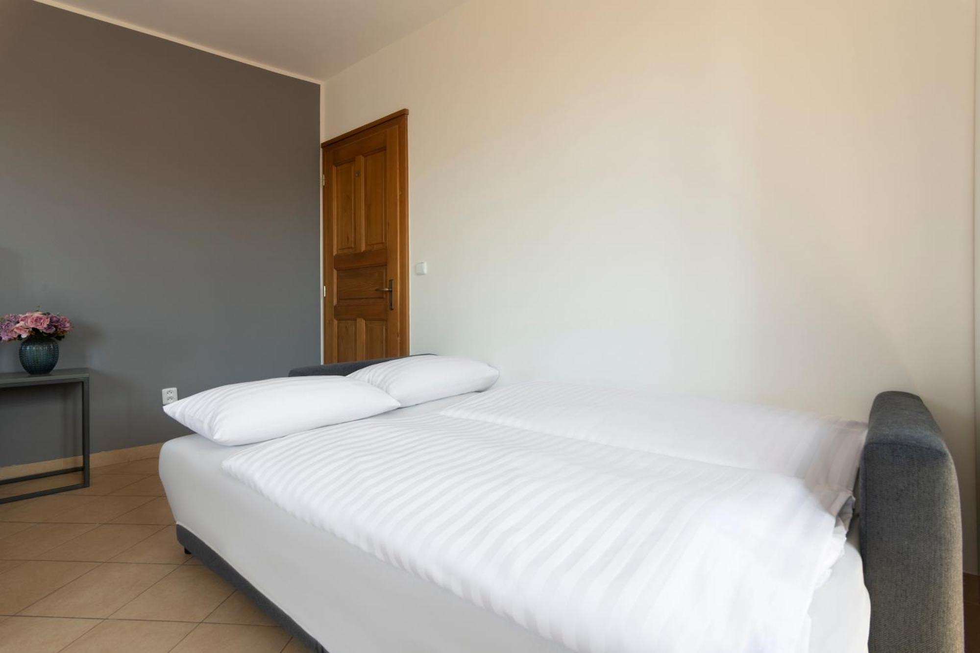 Bohemian Dreams Apartments And Suites By Dwellfort Praga Habitación foto