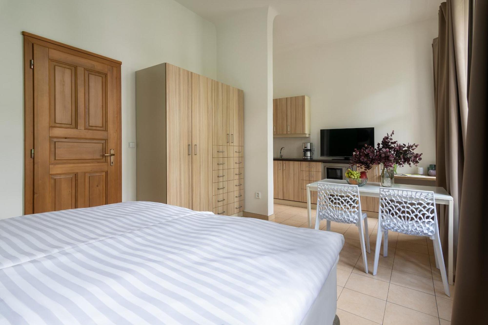 Bohemian Dreams Apartments And Suites By Dwellfort Praga Habitación foto