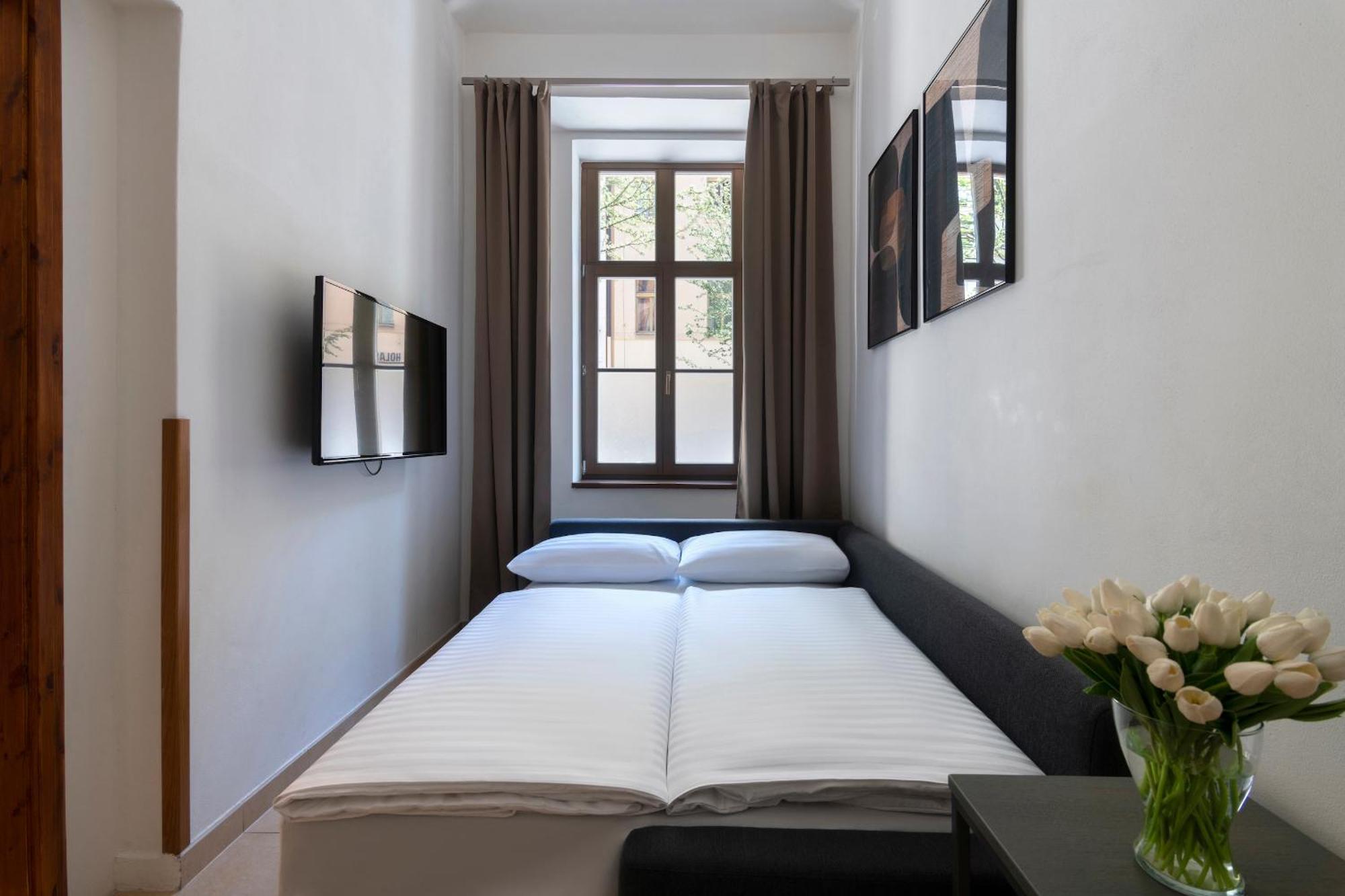 Bohemian Dreams Apartments And Suites By Dwellfort Praga Habitación foto